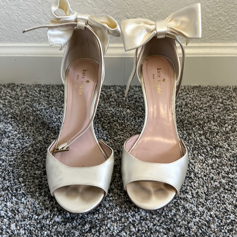 Kate Spade Izzie Heels Size 8.5 Ivory